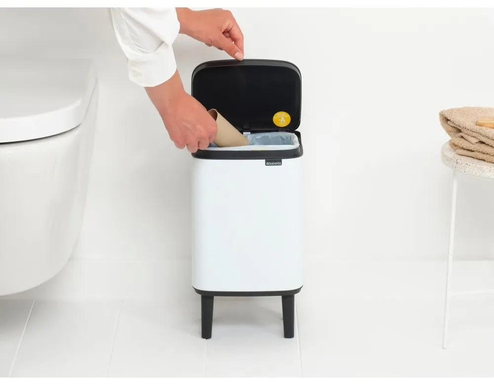 Coș de gunoi alb din oțel 4 l Bo Hi – Brabantia