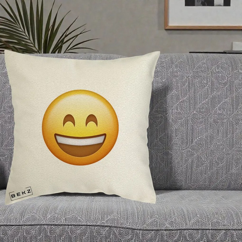Perna Decorativa Emoji Zambet Mare, 40x40 cm, Ecru, Husa Detasabila, Perna Inclusa, BEKZ®