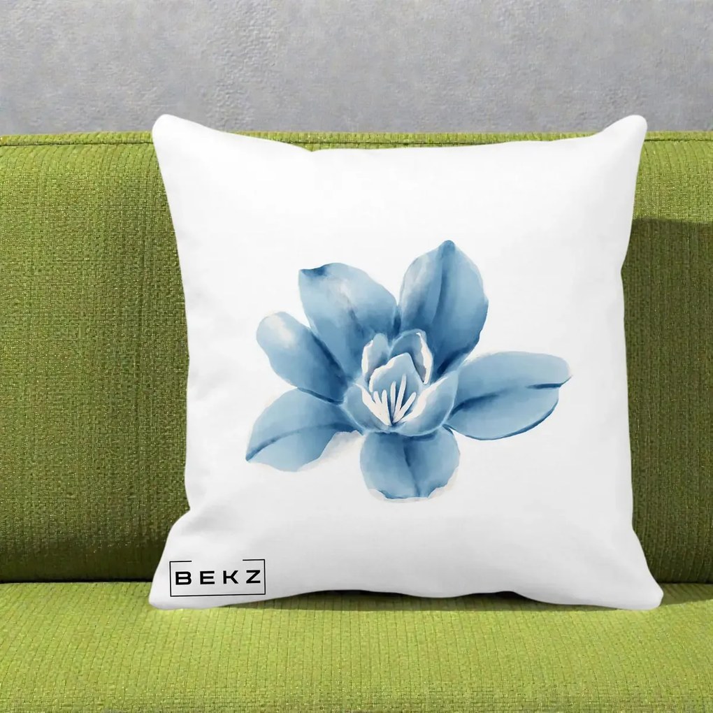 Perna Decorativa Magnolie Albastra Acuarela, 40x40 cm, Alba Mata, Husa Detasabila, Perna Inclusa, BEKZ®