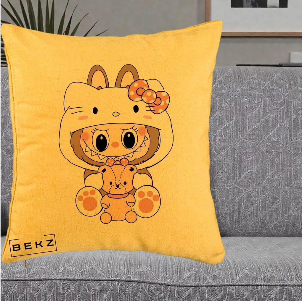 Perna Personalizata Labubu x Hello Kitty, 40x40 cm, Galben, Husa Detasabila, Perna Inclusa, BEKZ®