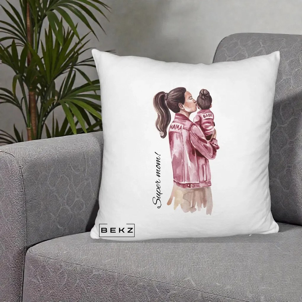 Cadou pentru Mama - Perna Personalizata Super Mom Jachete Roz, 40x40 cm, Alb Pufos, Husa Detasabila, Perna Inclusa, BEKZ®