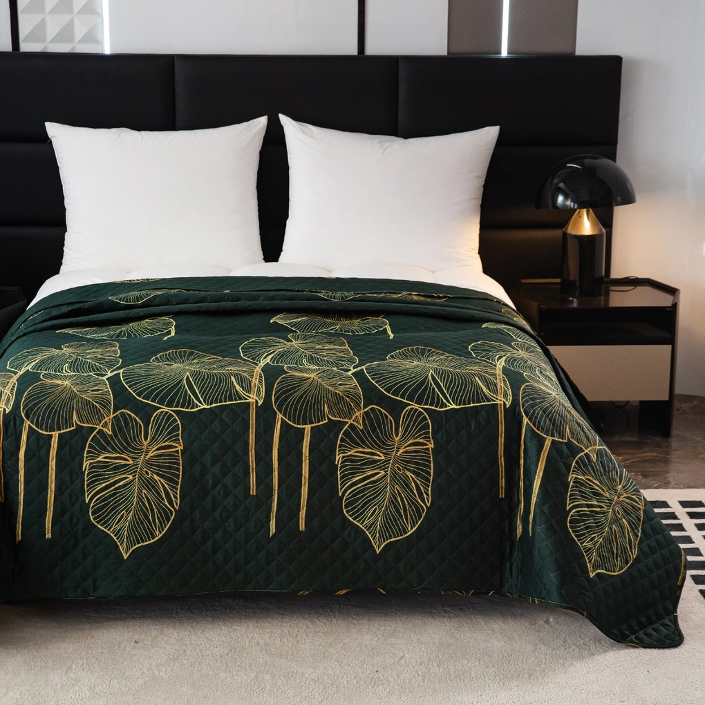 Cuvertura de pat cu model VENECIA verde inchis Dimensiune: 170 x 210 cm