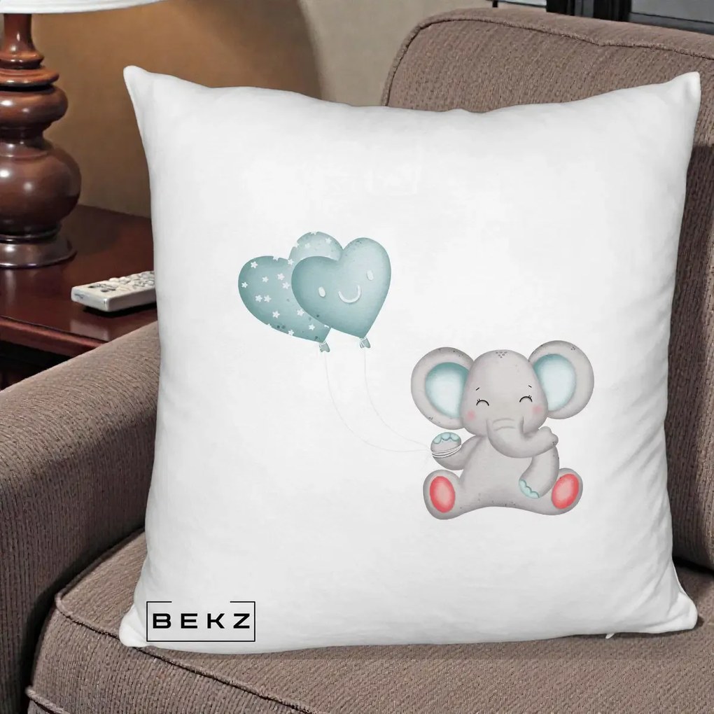 Perna Decorativa Fluffy, Model Elefant si baloane in forma de inimioare, 40x40 cm, Alb Pufos, Husa Detasabila, Perna Inclusa, BEKZ®
