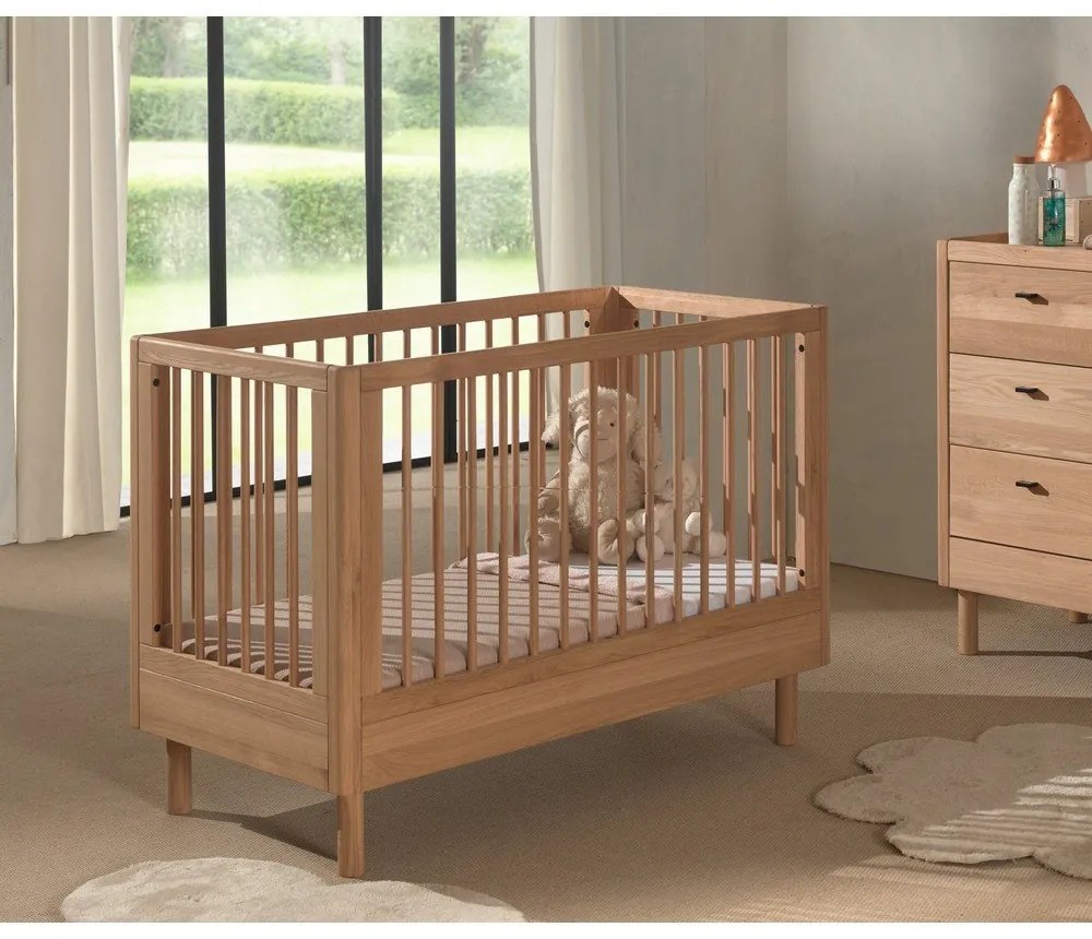 Pătuț în culoare naturală din lemn de stejar cu înălțime reglabilă 60x120 cm Forrest – Vipack