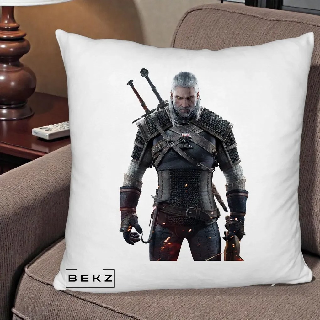 Perna Personalizata The Witcher Geralt of Rivia Portret, 40x40 cm, Alb Pufos, Husa Detasabila, Perna Inclusa, BEKZ®