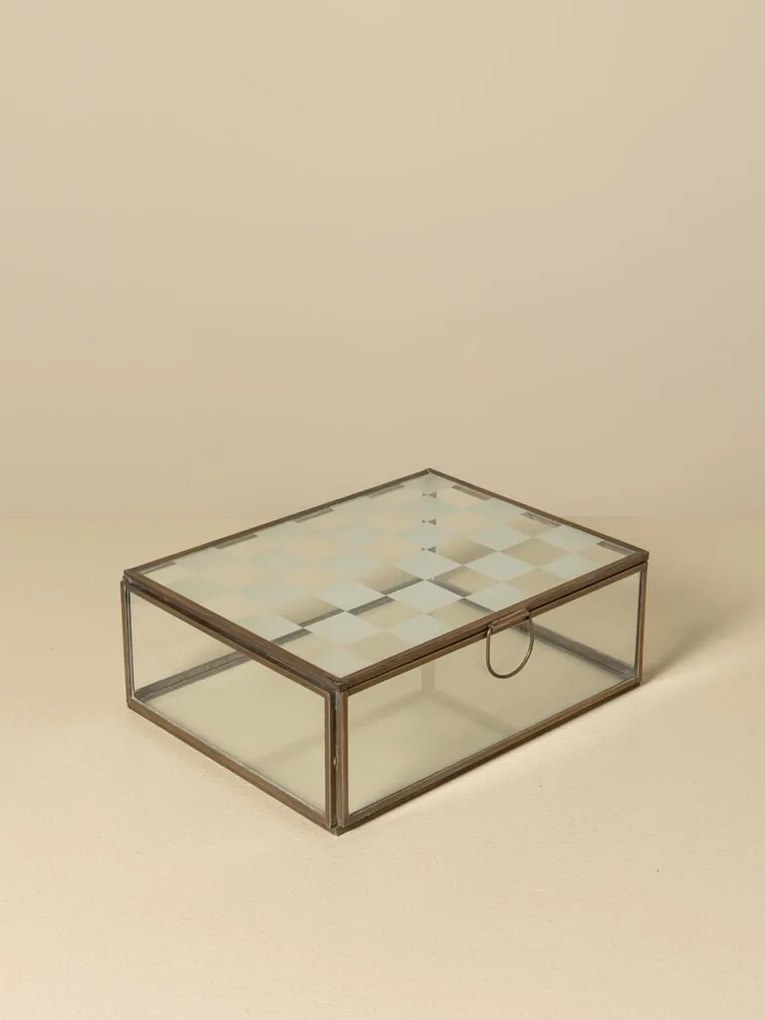 Set 3 cutii decorative din sticlă transparentă și metal auriu, capac cu balama și model în carouri mate, mâner inel, finisaj antichizat, 11 x 25 x 20
