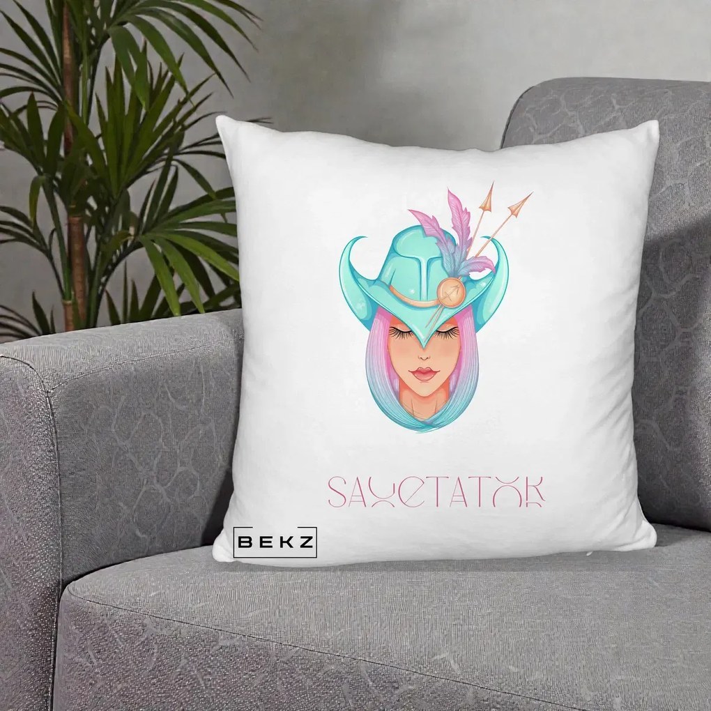 Perna Personalizata Zodiac Sagetator Cowgirl, 40x40 cm, Alb Pufos, Husa Detasabila, Perna Inclusa, BEKZ®
