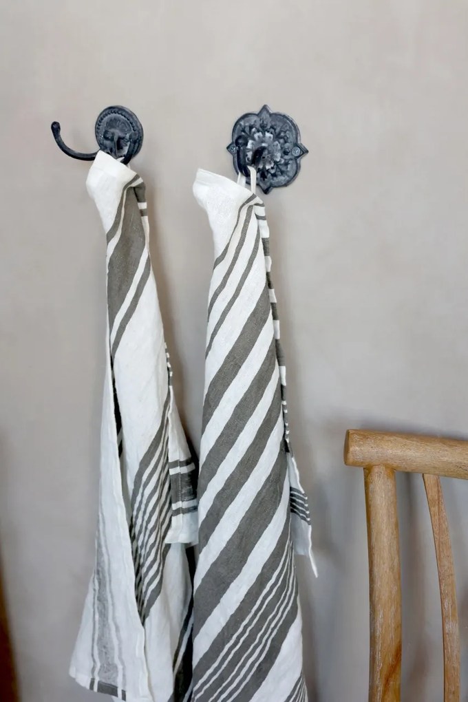 Cuier simplu, din metal, cu 2 agatatori, Can
