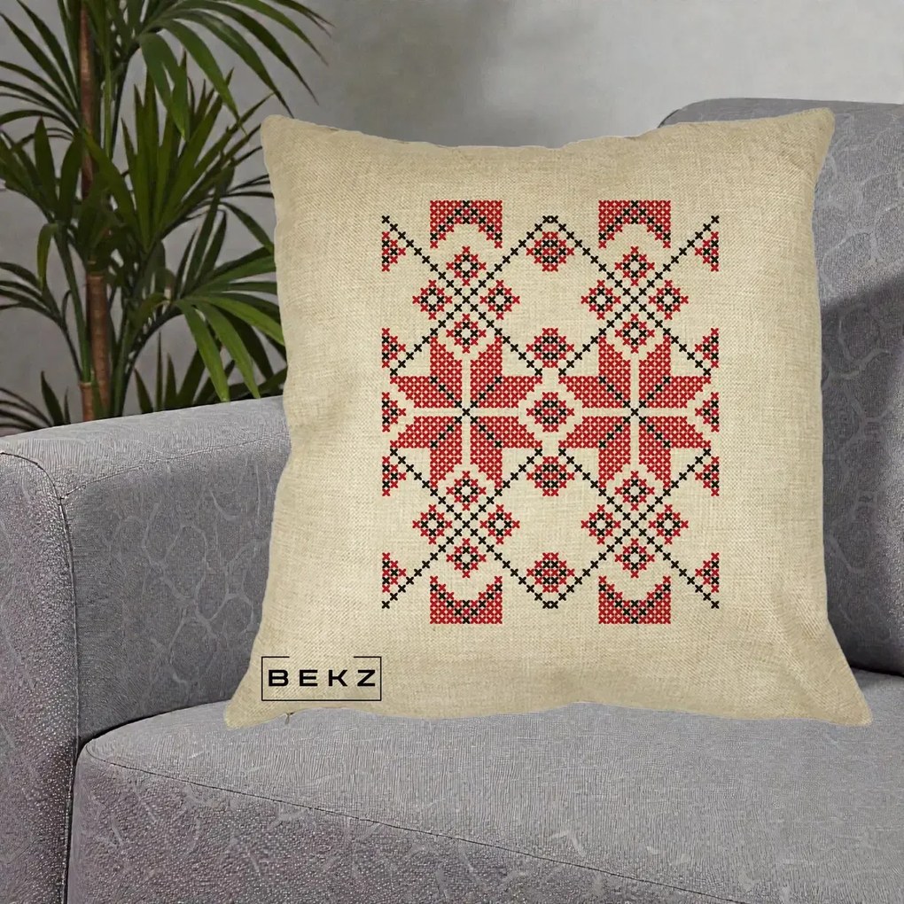 Perna Personalizata Motiv Traditional Cusatura Rosu-Negru, 40x40 cm, Crem, Husa Detasabila, Perna Inclusa, BEKZ®