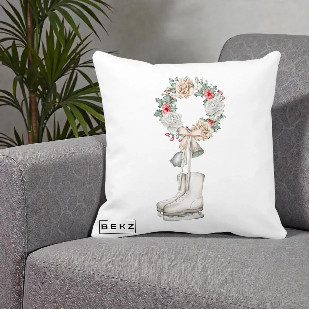 Perna Decorativa Patine cu Coroana Florala de Craciun, 40x40 cm, Alba Mata, Husa Detasabila, Perna Inclusa, BEKZ®