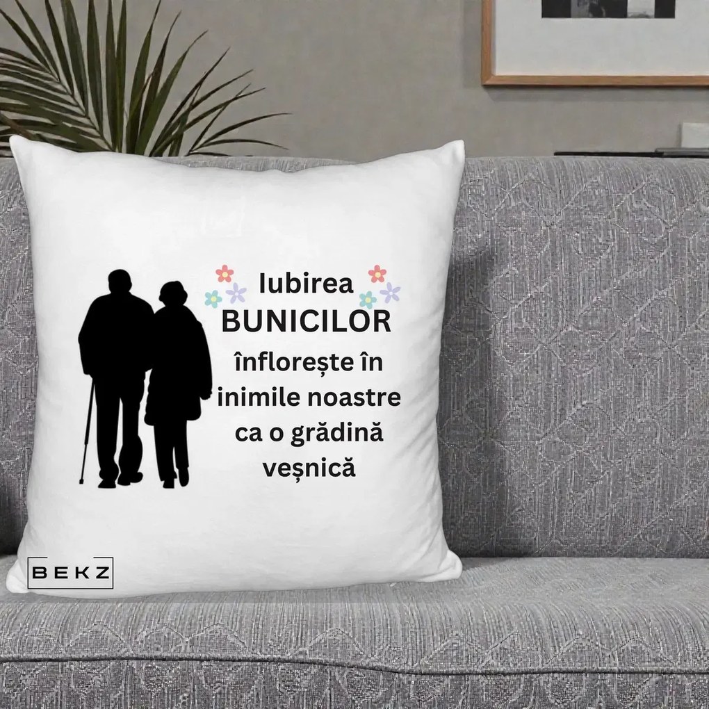 Cadou pentru Bunici - Perna Personalizata Bunicii Iubirea Infloreste Silueta Neagra Flori, 40x40 cm, Alb Pufos, Husa Detasabila, Perna Inclusa, BEKZ®