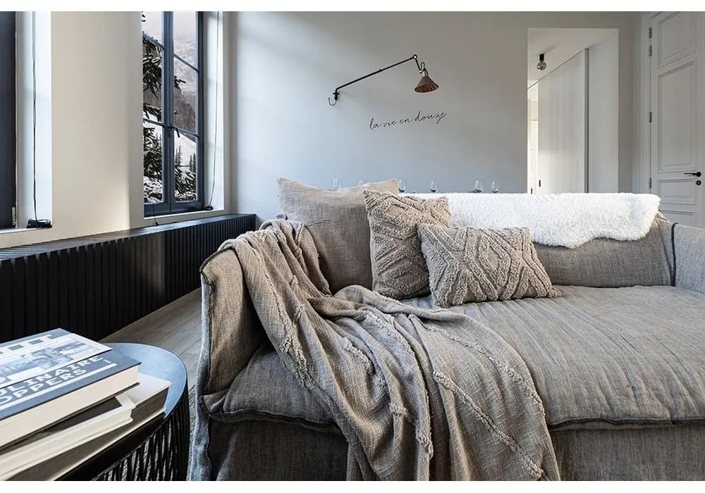 Pernă decorativă 45x45 cm Sahara - Tiseco Home Studio