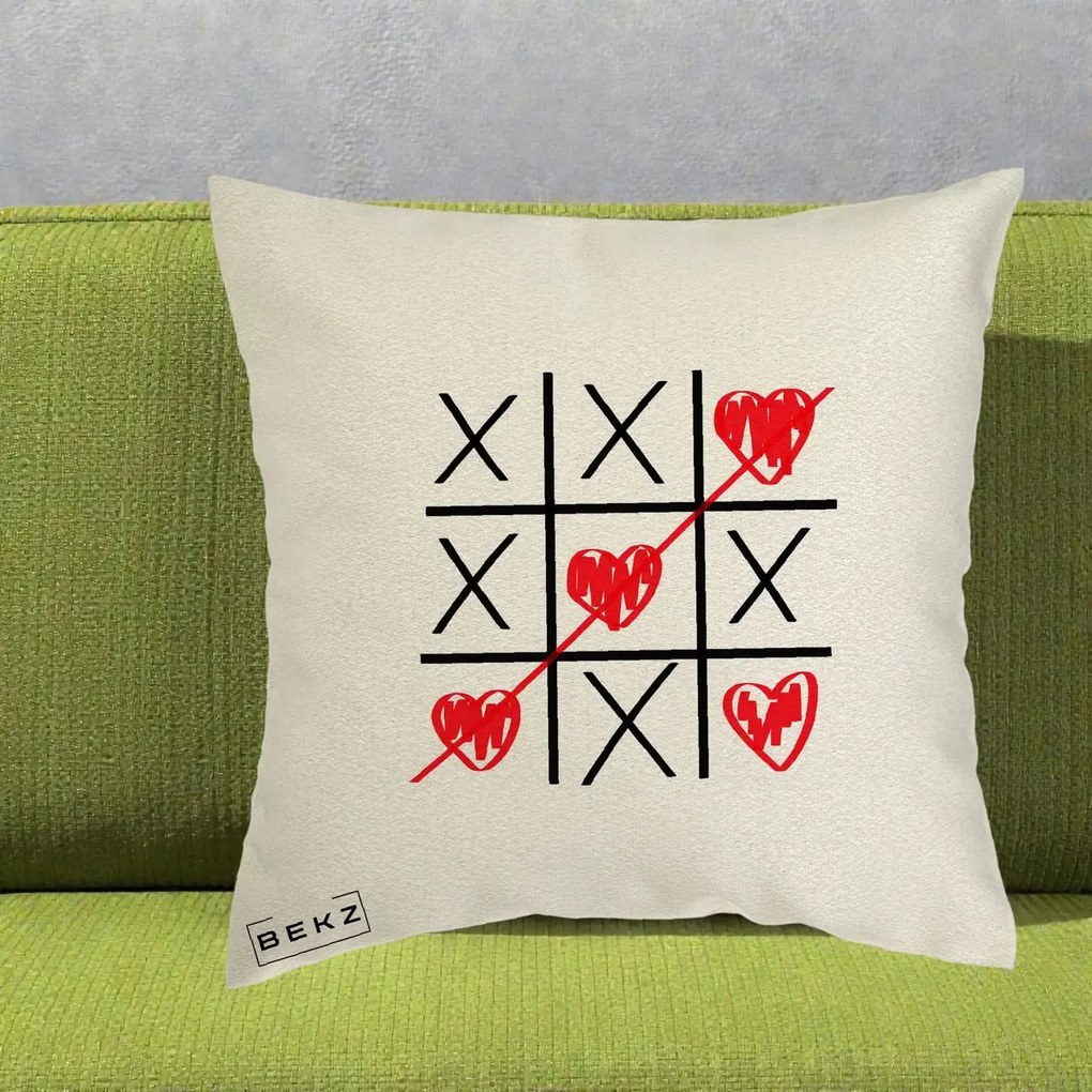 Cadou Romantic - Perna Personalizata Love Joc X si Inima cu Castigator Iubire, 40x40 cm, Ecru, Husa Detasabila, Perna Inclusa, BEKZ®