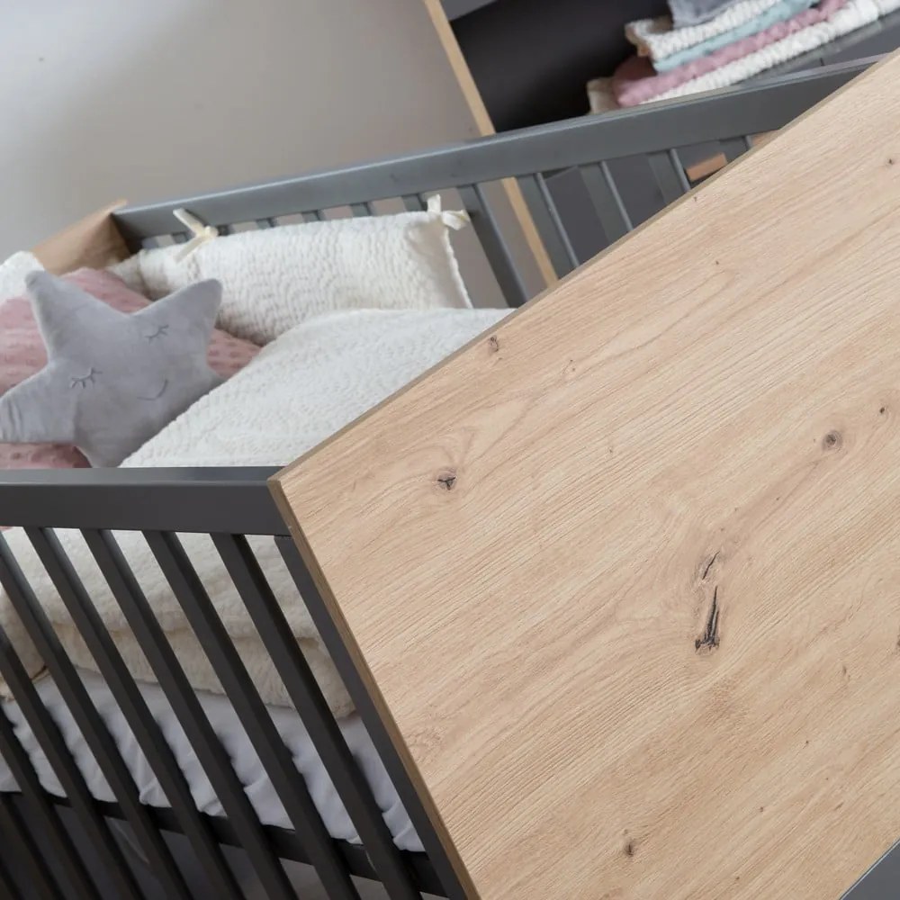 Pătuț gri-în culoare naturală 60x120 cm Anna – Roba