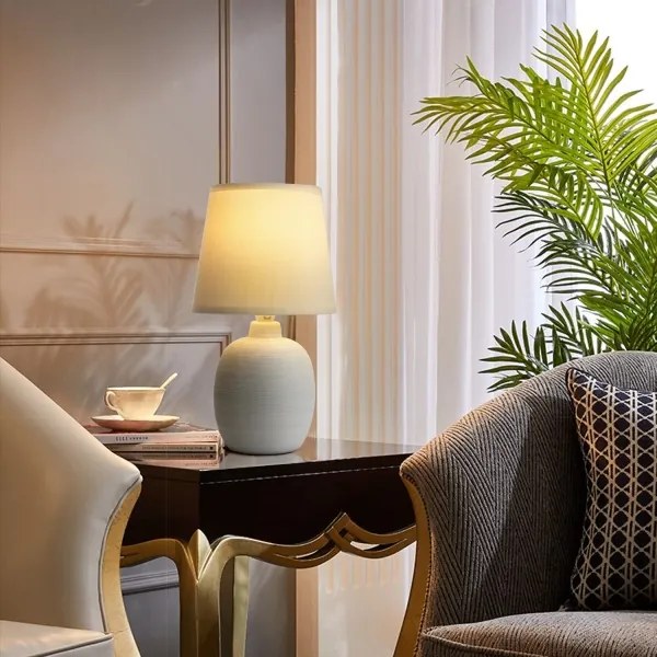 Lampă de masă Aigostar 1xE14/40W/230V