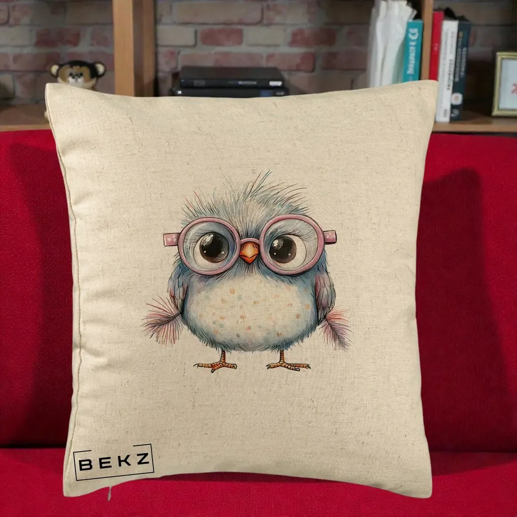Perna Decorativa Pui Pufos cu Ochelari Roz, 40x40 cm, Bej, Husa Detasabila, Perna Inclusa, BEKZ®