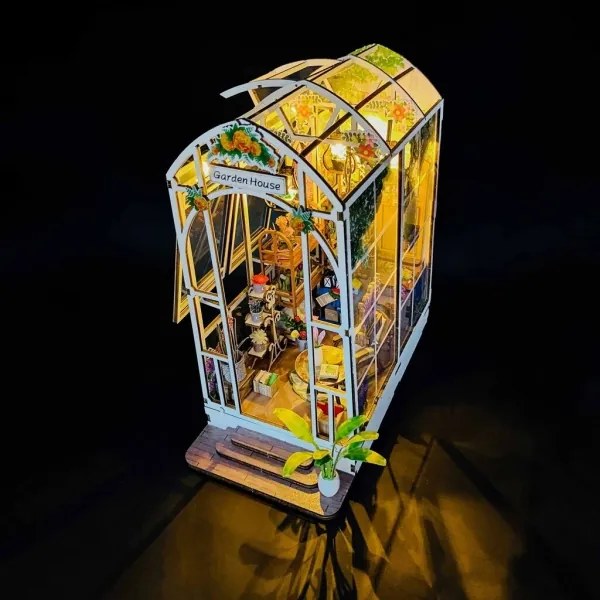 Casă miniaturală 2Kids Toys casă cu grădină 2xAAA