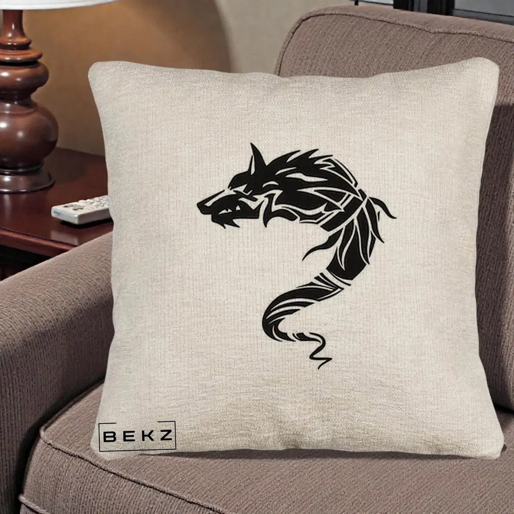 Perna Decorativa Lup Tribal Alb-Negru, 40x40 cm, Bej Canapea, Husa Detasabila, Perna Inclusa, BEKZ®