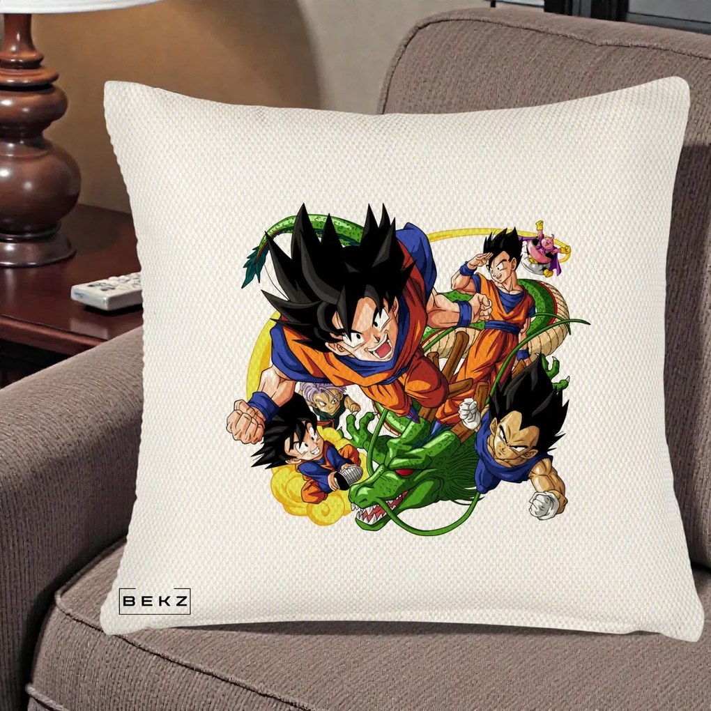 Perna Personalizata Dragon Ball Goku si Shenron Actiune, 40x40 cm, Crem Reliefat, Husa Detasabila, Perna Inclusa, BEKZ®