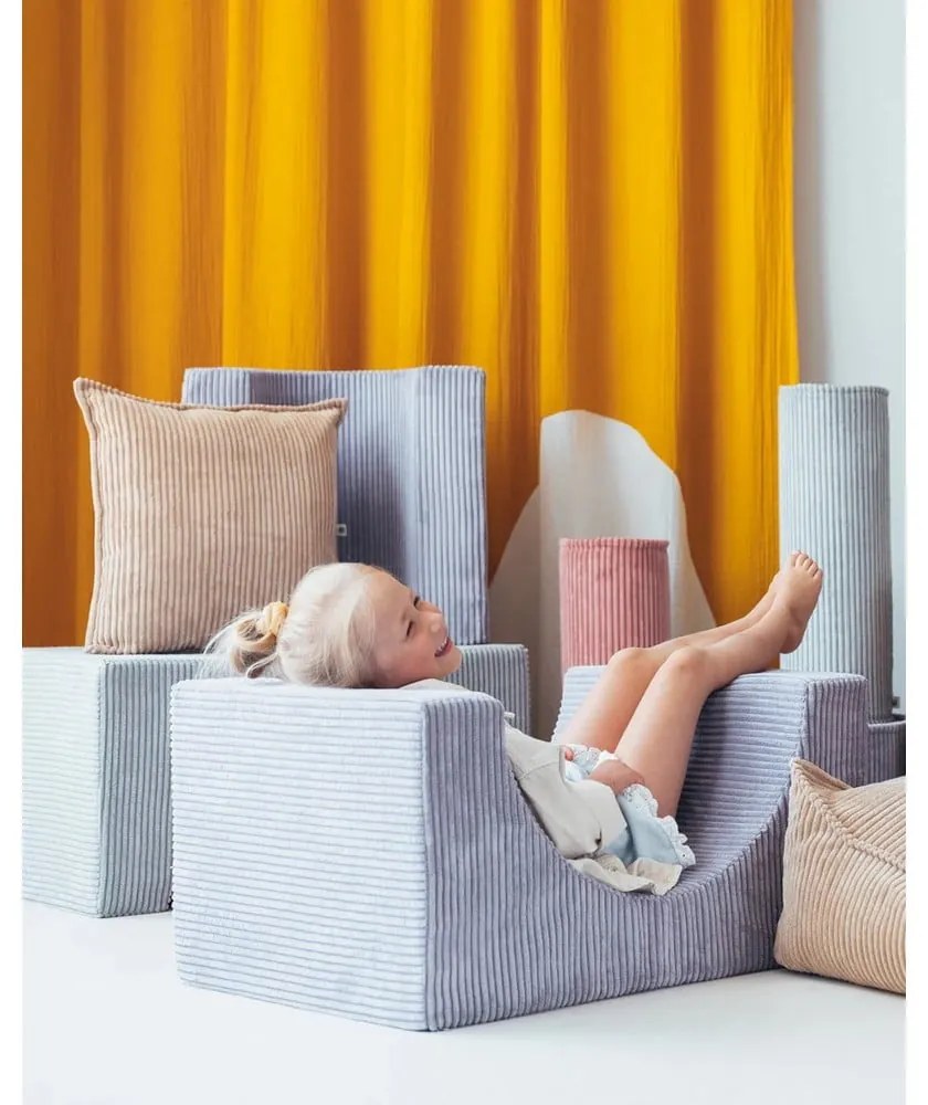 Pernă decorativă pentru copii maro deschis cu tapițerie din catifea reiată Block – Wigiwama