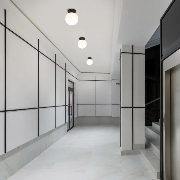 Plafonieră MOONLIGHT 1xE27/15W/230V Ø 16 cm neagră