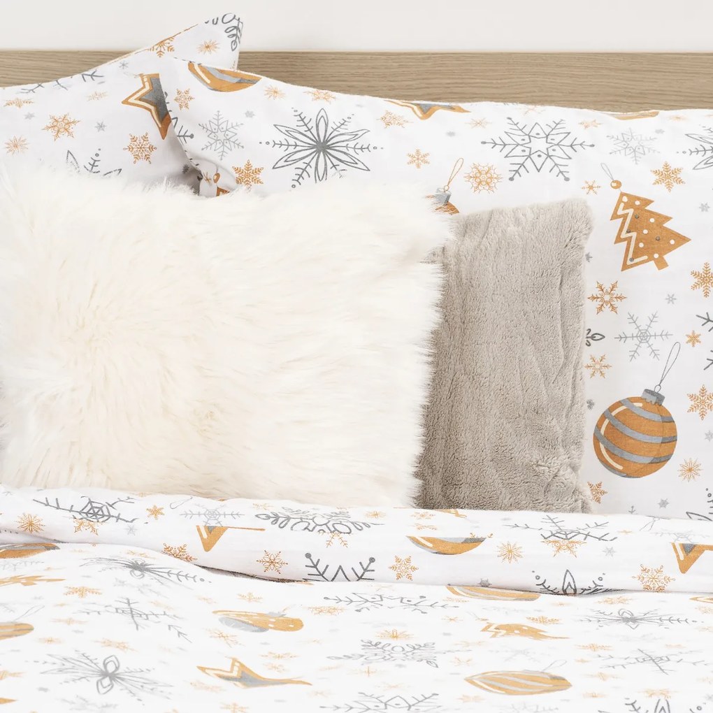 Lenjerie de pat din flanel 4Home Golden Xmas Night, 220 x 200 cm, 2 buc. 70 x 90 cm
