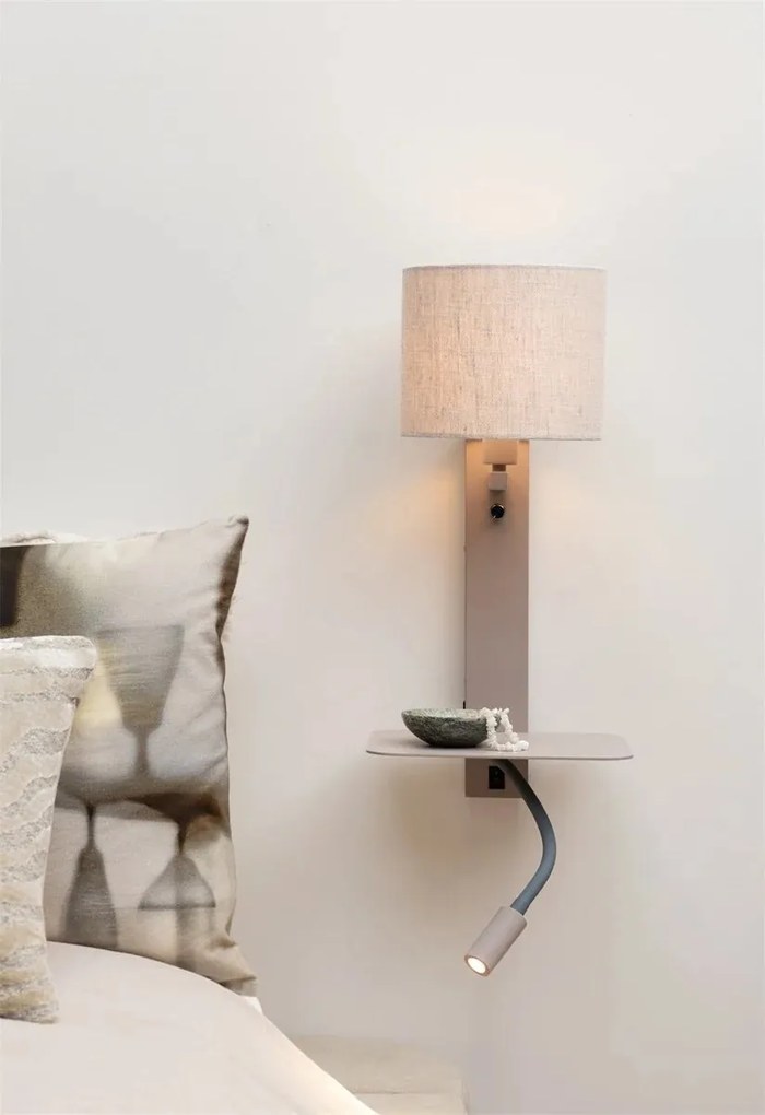 Aplica cu raft si reader LED, port USB si abajur textil in deschis Florence