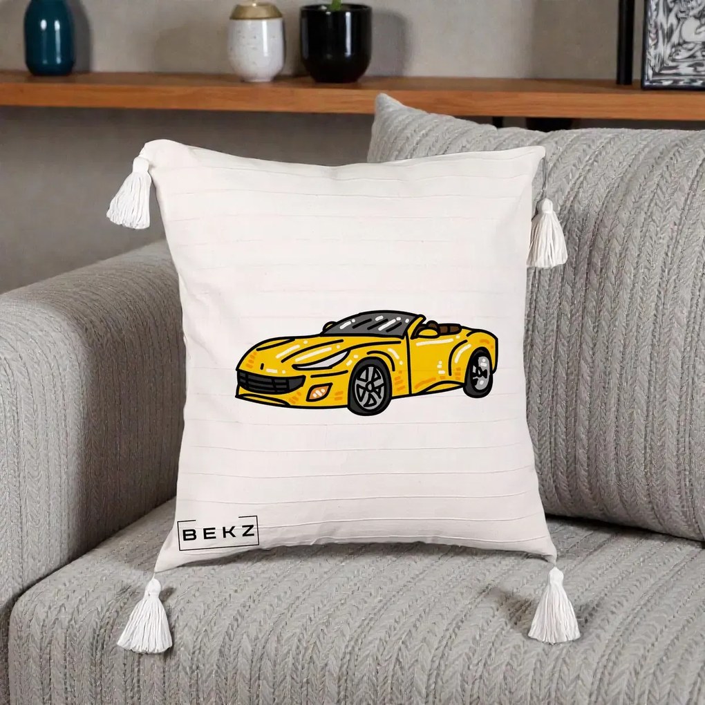 Perna Personalizata Masina Cabriolet Galbena Grafic, 40x40 cm, Bej cu Franjuri, Husa Detasabila, Perna Inclusa, BEKZ®