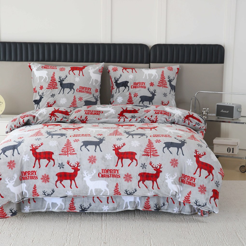 Set Lenjerie cocolino MERRY CHRISTMAS DEER gri + Cearsaf Cocolino microplus cu elastic SOFT 180x200 cm alb, pat dublu