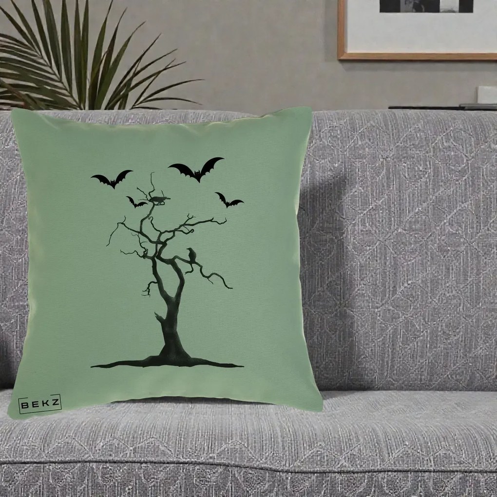 Perna Decorativa Halloween Copac cu Lilieci Alb-Negru, 40x40 cm, Verde, Husa Detasabila, Perna Inclusa, BEKZ®