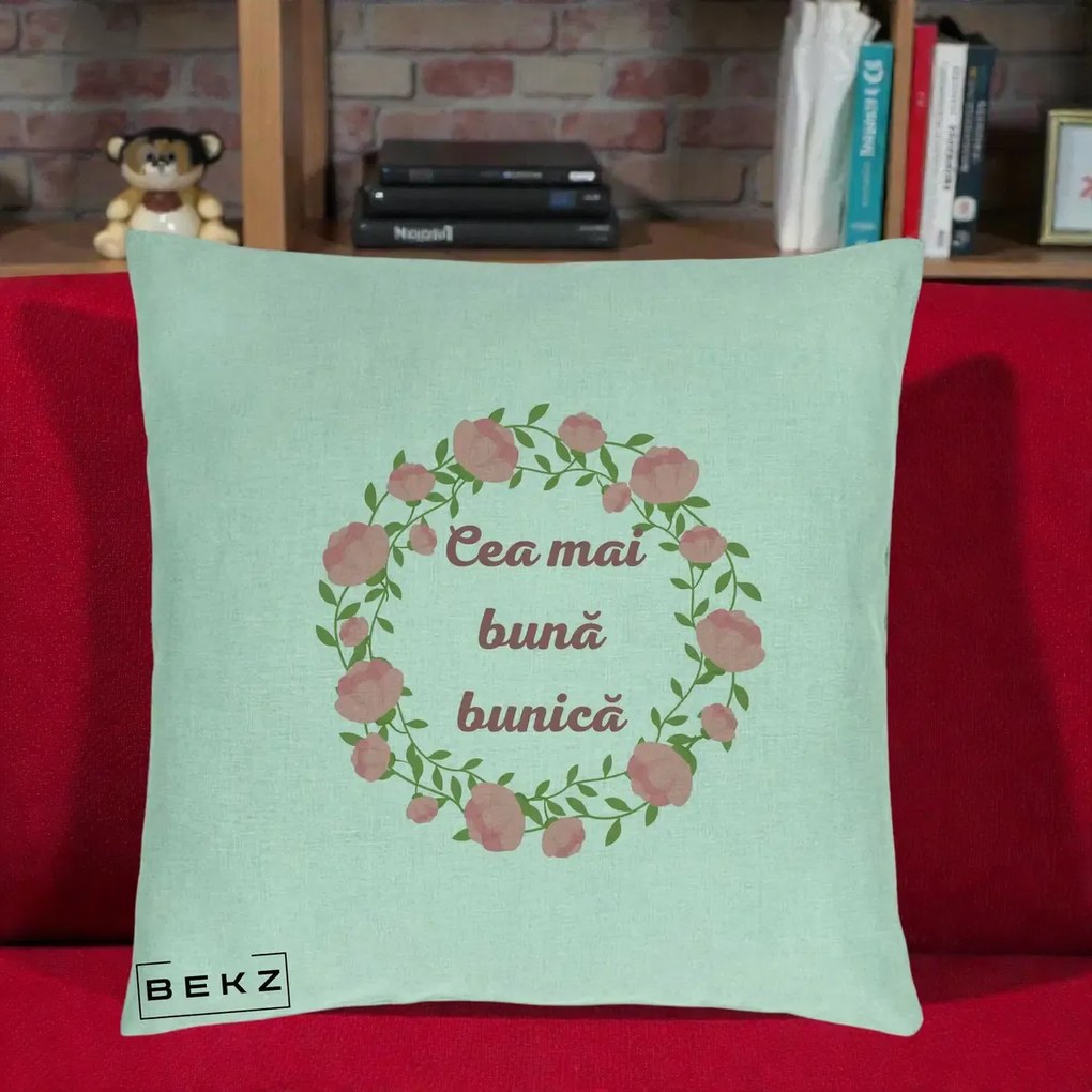 Cadou pentru Bunica - Perna Personalizata Cea Mai Buna Bunica Coronita Trandafiri Roz Clasic, 40x40 cm, Verde Menta, Husa Detasabila, Perna Inclusa, BEKZ®