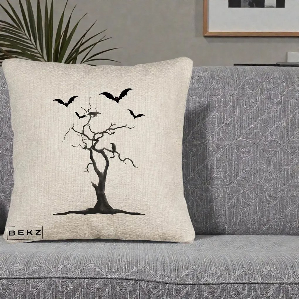 Perna Decorativa Halloween Copac cu Lilieci Alb-Negru, 40x40 cm, Bej Canapea, Husa Detasabila, Perna Inclusa, BEKZ®