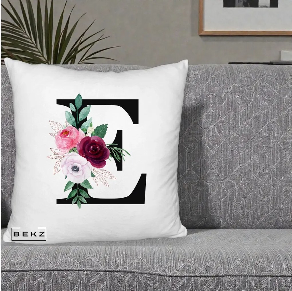 Cadou Personalizat - Perna Personalizata Monograma Florala Litera E, 40x40 cm, Alb Pufos, Husa Detasabila, Perna Inclusa, BEKZ®