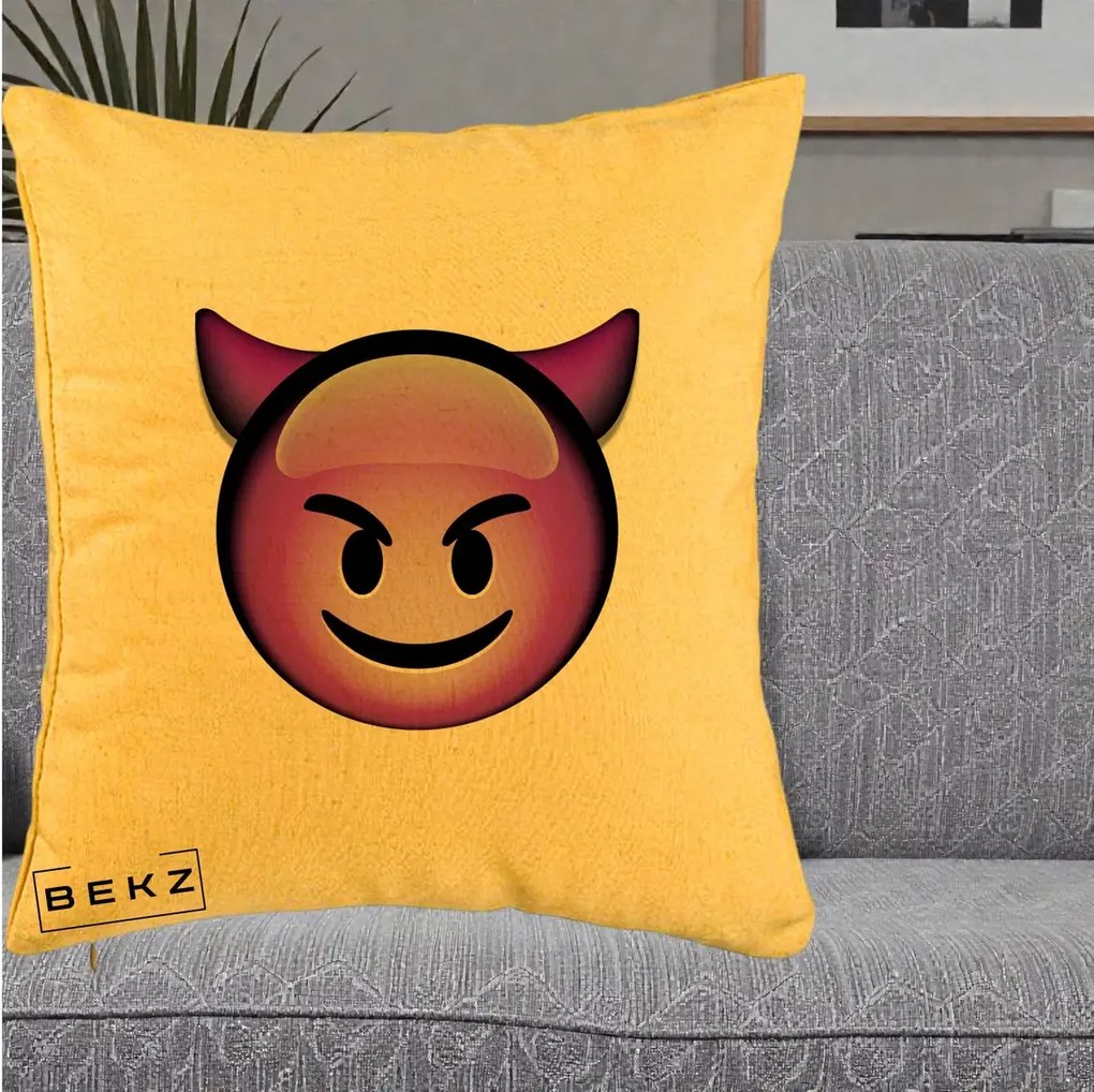 Perna Decorativa Emoji Diavol Mov, 40x40 cm, Galben, Husa Detasabila, Perna Inclusa, BEKZ®