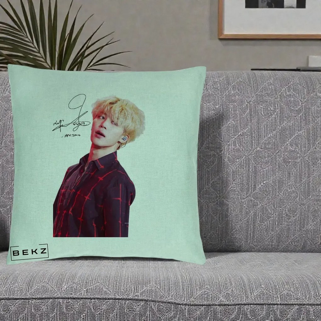 Perna Personalizata K-pop BTS Jimin Portret Artistic par Blond Autograf, 40x40 cm, Verde Menta, Husa Detasabila, Perna Inclusa, BEKZ®