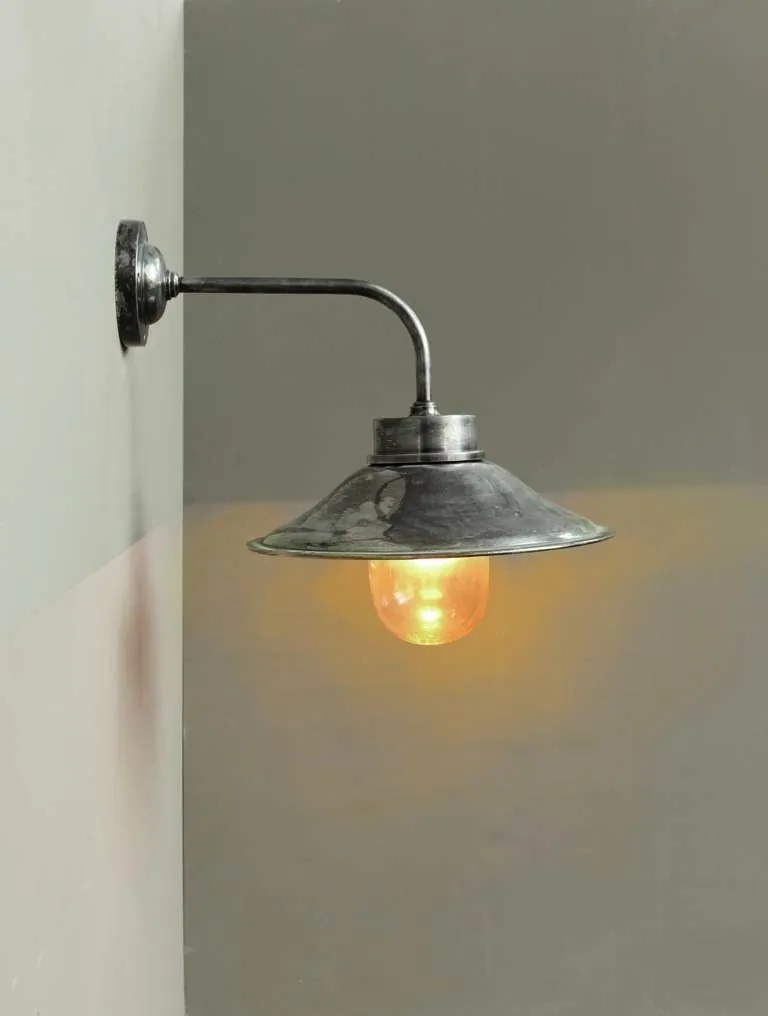 Aplica de exterior, din alama, aspect vintage, "Outie"