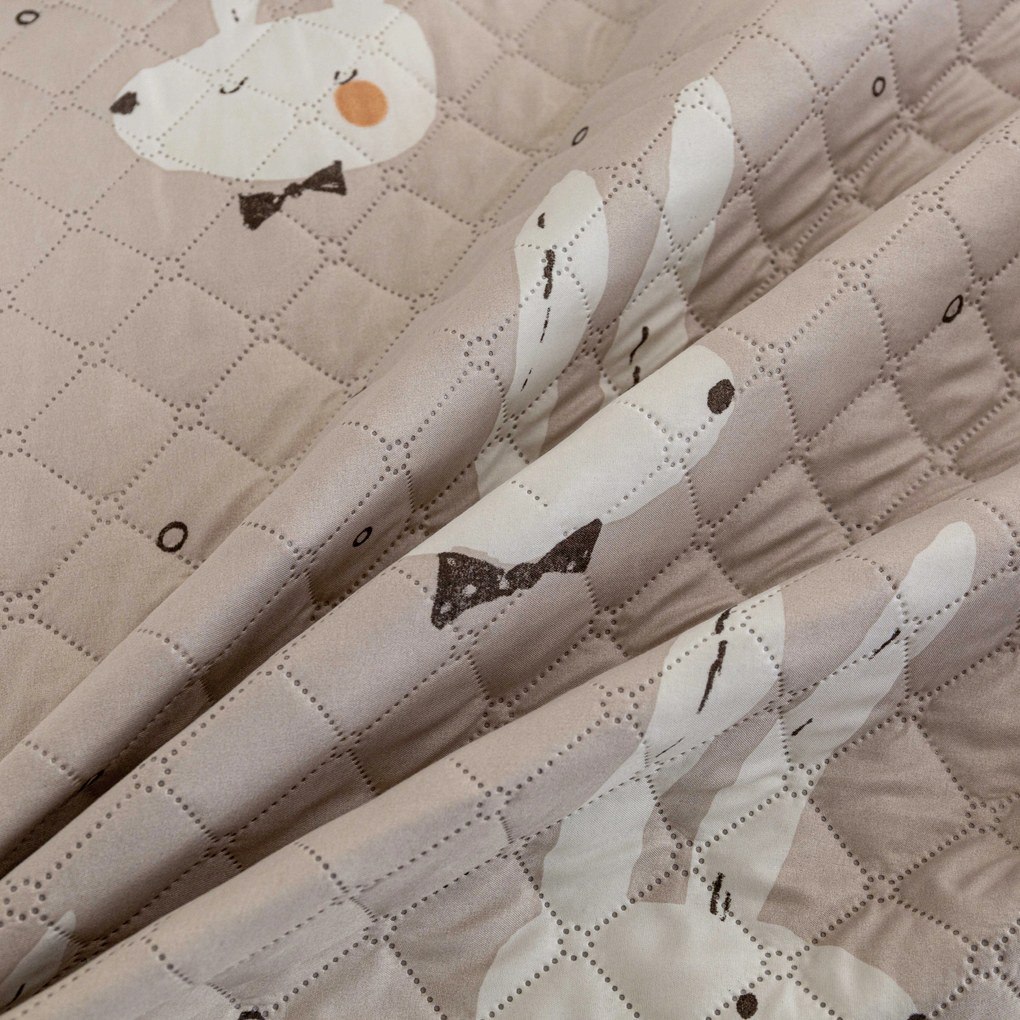 Cuvertura de pat cu model WHITE RABBIT, bej Dimensiune: 170 x 210 cm