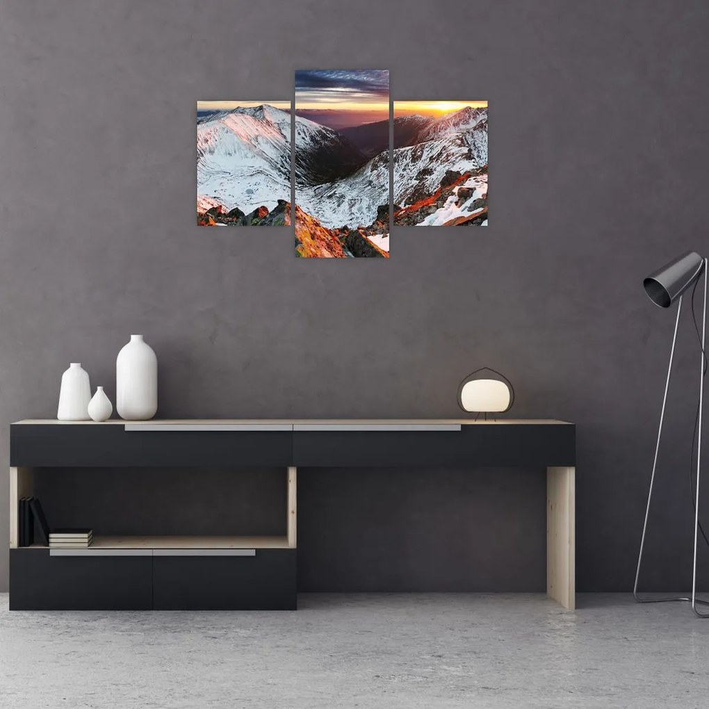 Tablou - Panoramă montană de iarnă (90x60 cm)