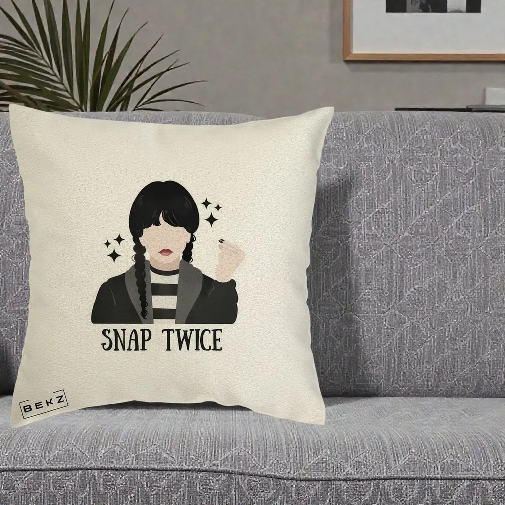 Perna Personalizata Wednesday Snap Twice, 40x40 cm, Ecru, Husa Detasabila, Perna Inclusa, BEKZ®
