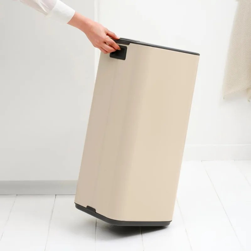 Cos de gunoi Brabantia Bo Pedal 1010124, 30 L, Inchidere usoara, Baza antiderapanta, Bej
