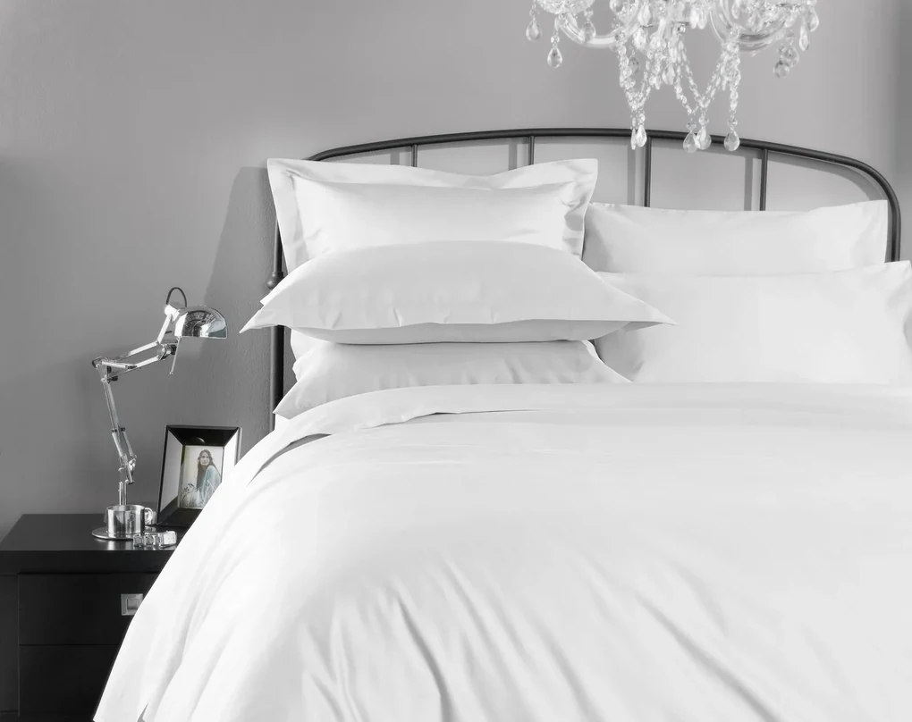 Lenjerie pat Hotel living - 1000TC Alb