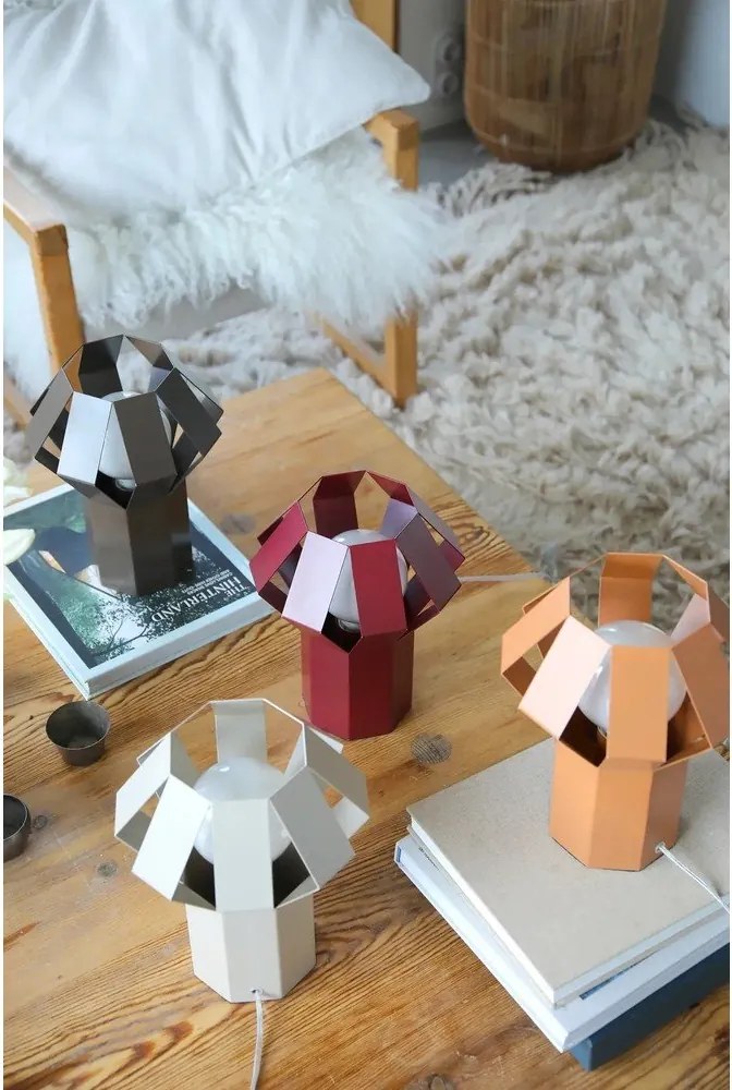 Veioză bej din metal cu abajur din metal (înălțime 27 cm) Octa – Markslöjd