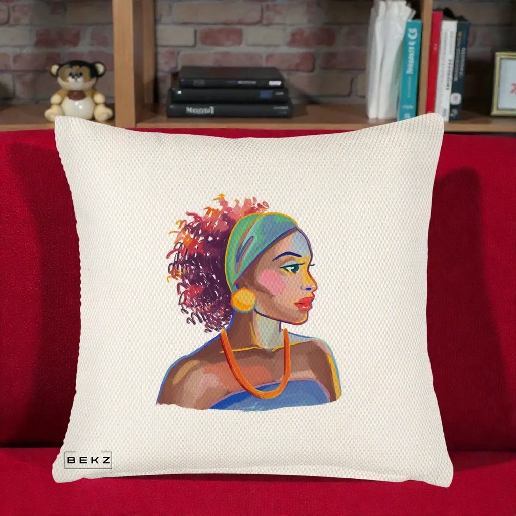 Perna Decorativa Portret Femeie Urbana Acuarela, 40x40 cm, Crem Reliefat, Husa Detasabila, Perna Inclusa, BEKZ®