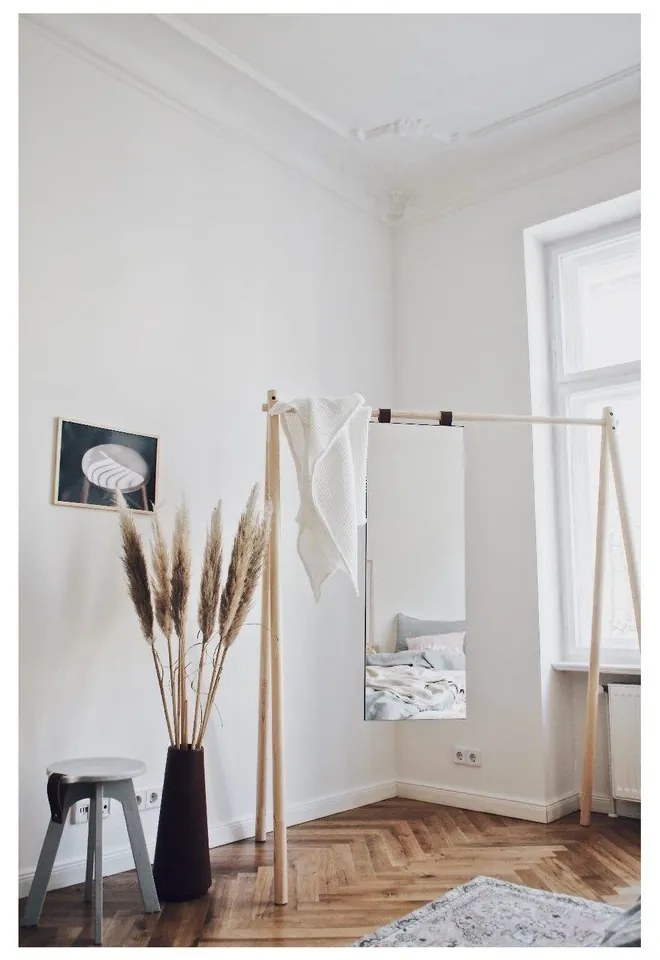 Suport pentru haine din lemn de pin Hongi - Karup Design