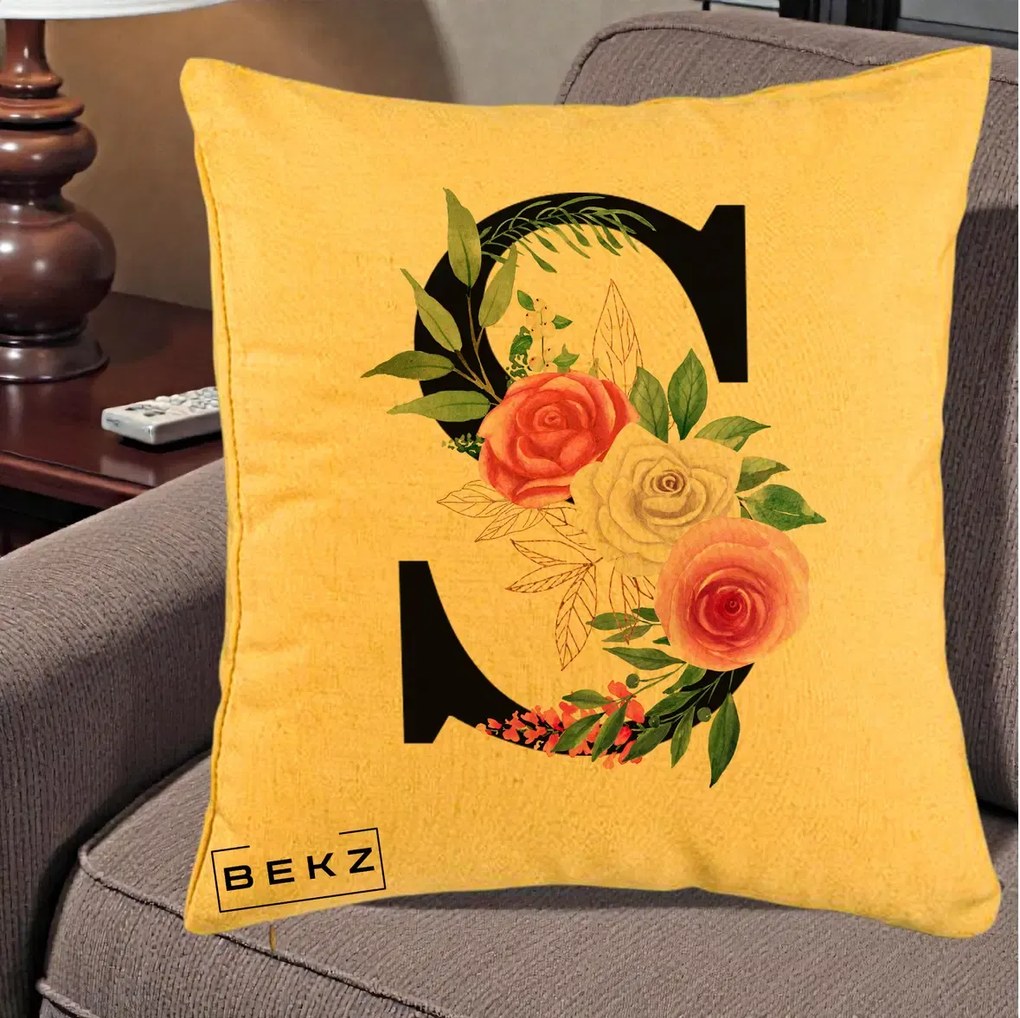 Cadou Personalizat - Perna Personalizata Monograma Florala Litera S, 40x40 cm, Galben, Husa Detasabila, Perna Inclusa, BEKZ®