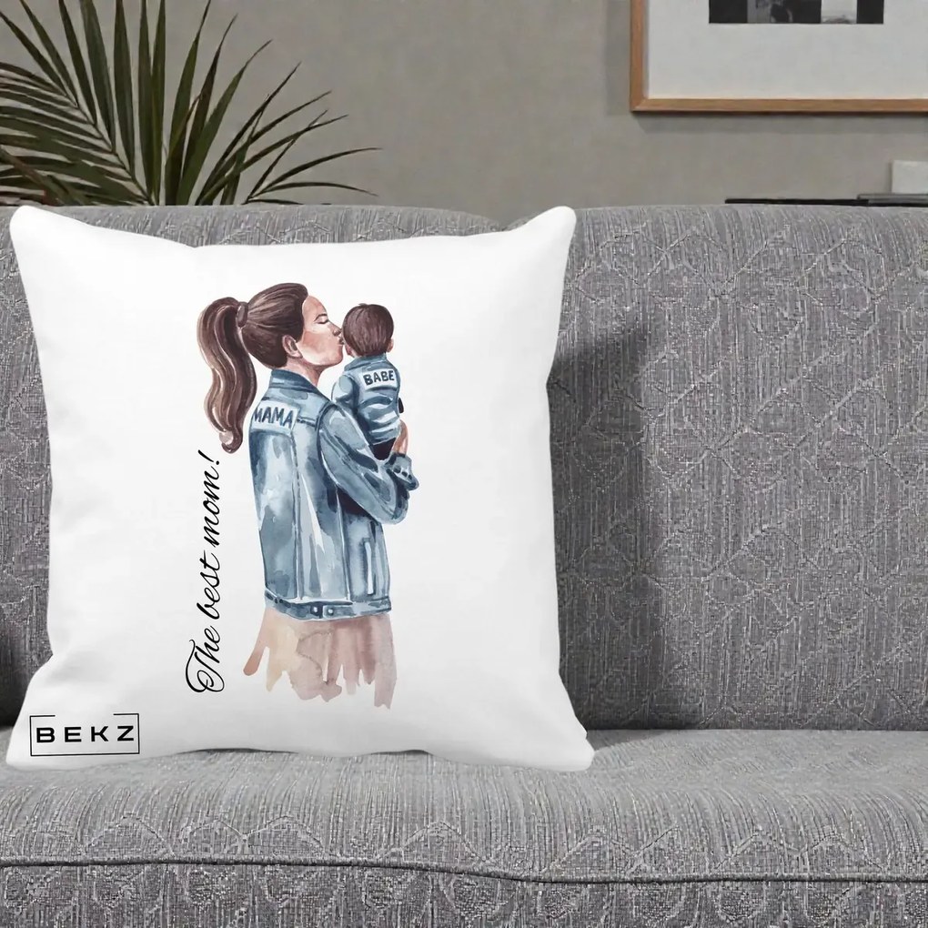 Cadou pentru Mama - Perna Personalizata The Best Mom Jachete, 40x40 cm, Alba Mata, Husa Detasabila, Perna Inclusa, BEKZ®