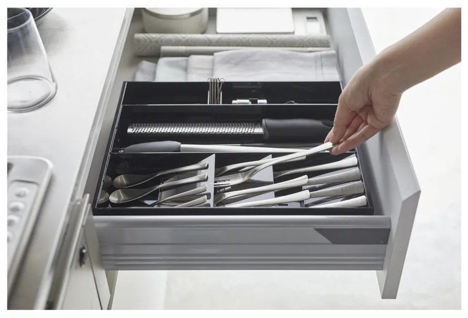 Organizator de tacâmuri negru din plastic 47.5 x 35 cm - YAMAZAKI