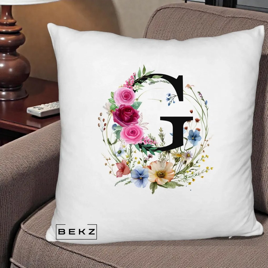 Cadou Personalizat - Perna Personalizata Monogram Litera G cu Flori Acuarela, 40x40 cm, Alb Pufos, Husa Detasabila, Perna Inclusa, BEKZ®