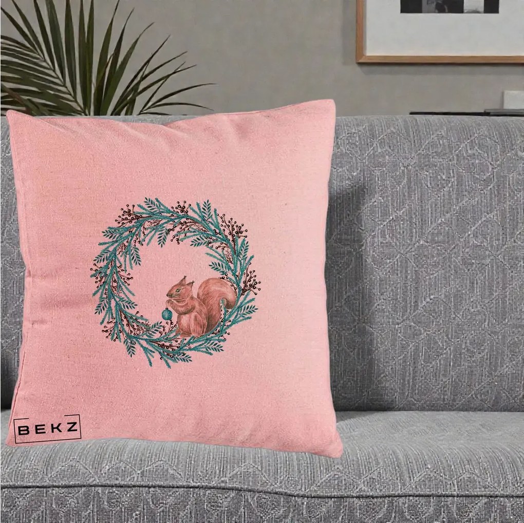 Perna Decorativa Coroana Turcoaz cu Veverita, 40x40 cm, Roz, Husa Detasabila, Perna Inclusa, BEKZ®