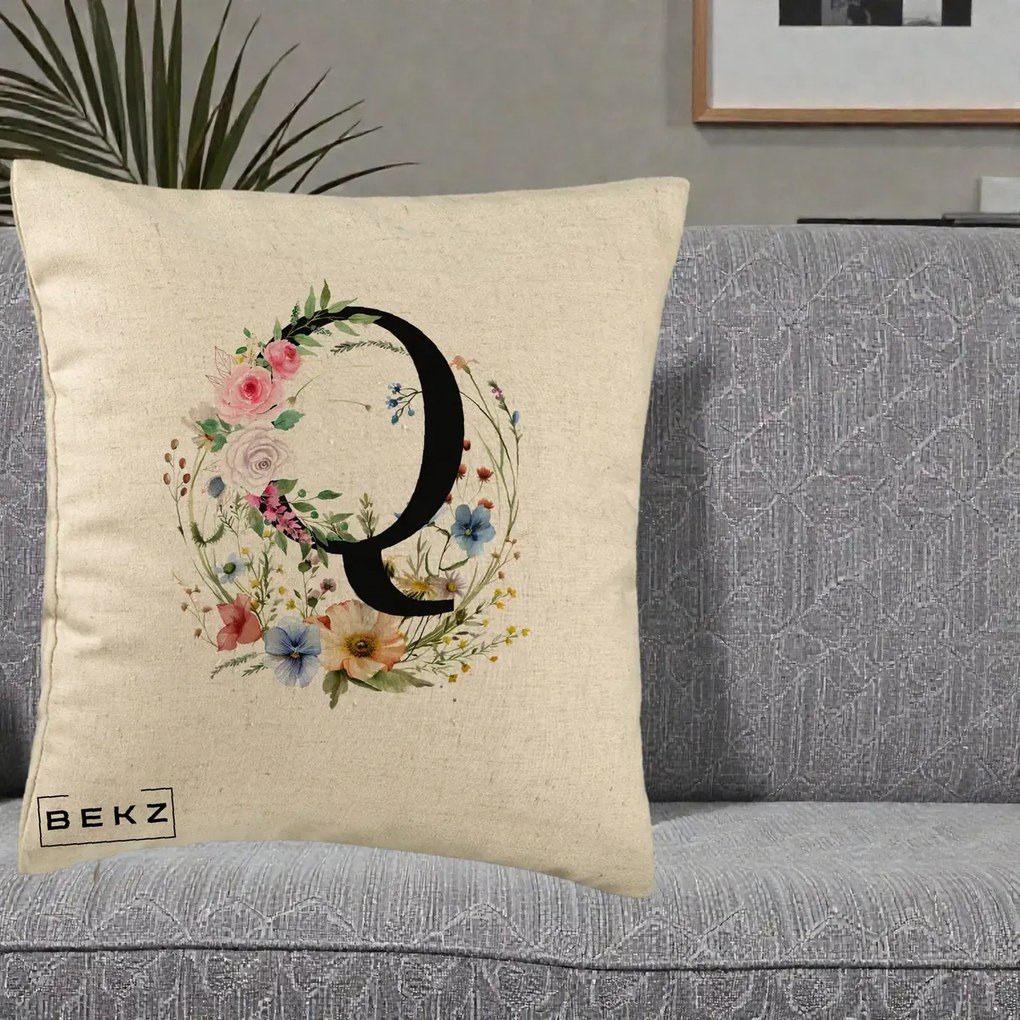 Cadou Personalizat - Perna Personalizata Monogram Litera Q cu Flori Acuarela, 40x40 cm, Bej, Husa Detasabila, Perna Inclusa, BEKZ®